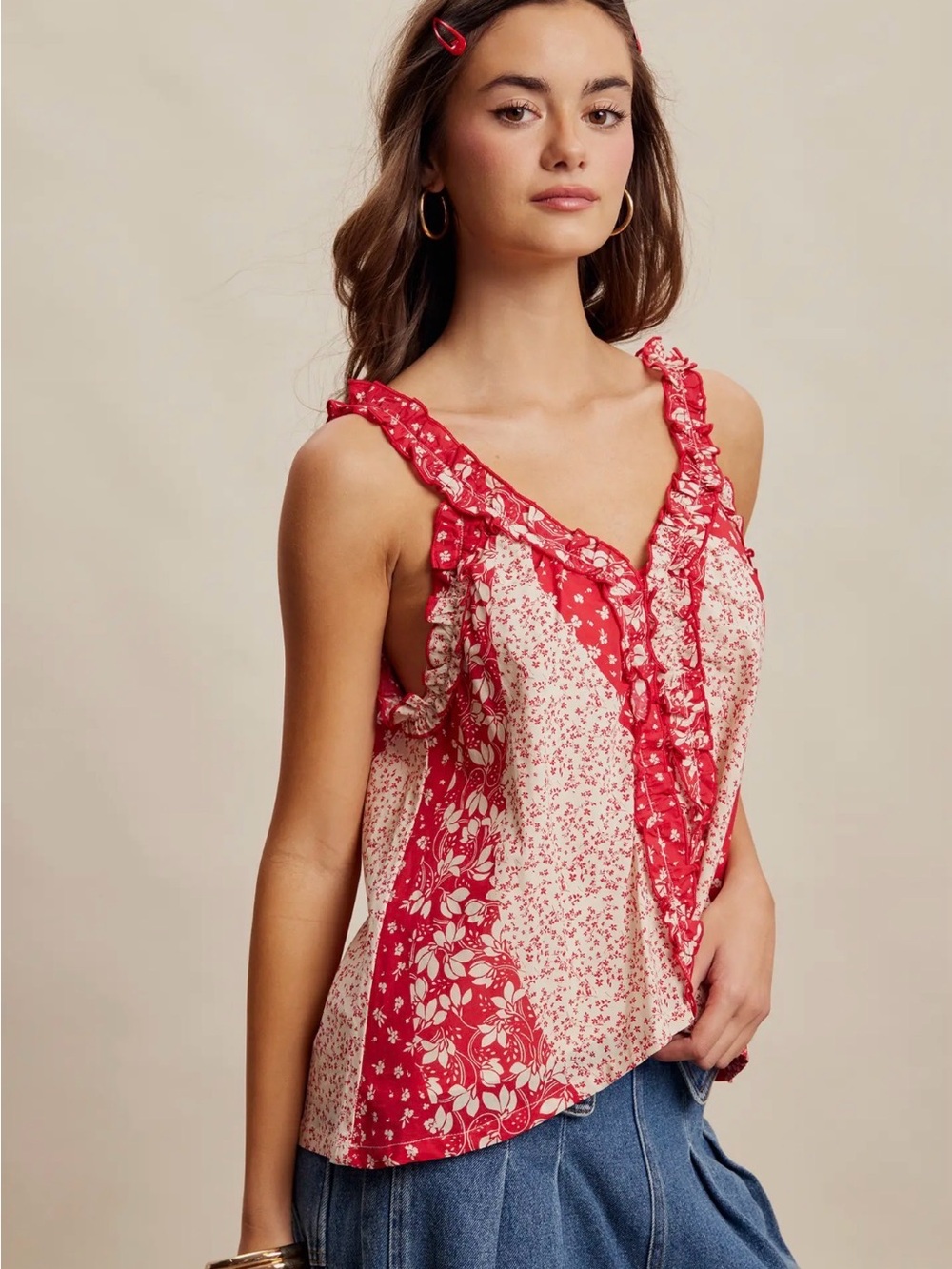 NWT! Boutique Item Ruffled Red Floral V-Neck Tank Top by Listicle
